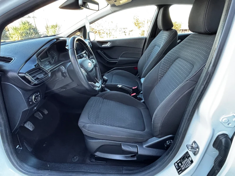 Ford Fiesta 1.5 TDCI* TITANIUM* 138 000 КМ* SERVICE BOOK* KTEO, снимка 8 - Автомобили и джипове - 52805561