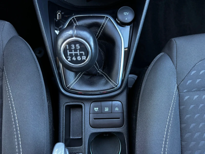 Ford Fiesta 1.5 TDCI* TITANIUM* 138 000 КМ* SERVICE BOOK* KTEO, снимка 14 - Автомобили и джипове - 52805561