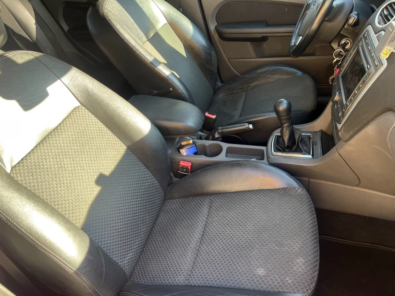 Ford Focus, снимка 12 - Автомобили и джипове - 52999767