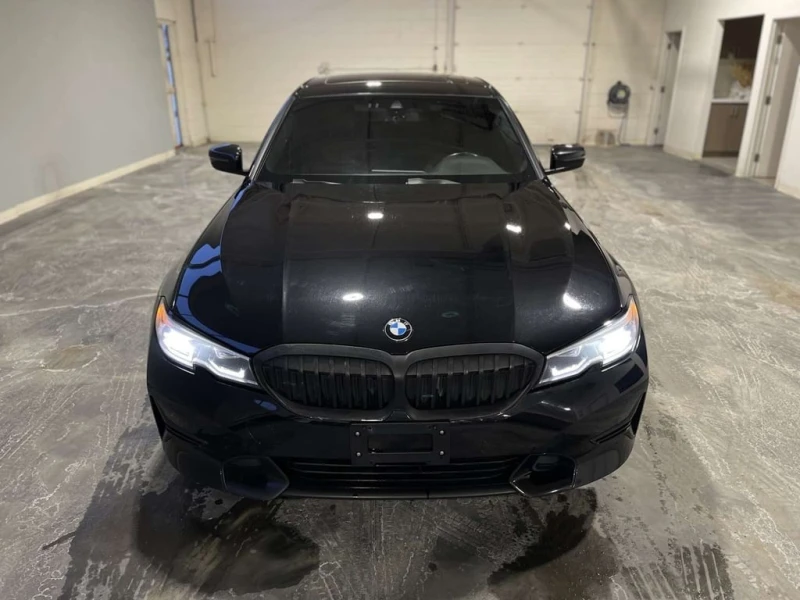 BMW 330 xDrive  CARFAX, снимка 2 - Автомобили и джипове - 53339222