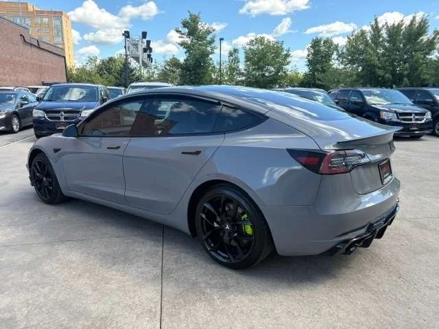 Tesla Model 3 WHITE INTERIOR / LFP BATTERY / NARDO GREY WRAP / А, снимка 3 - Автомобили и джипове - 55879677