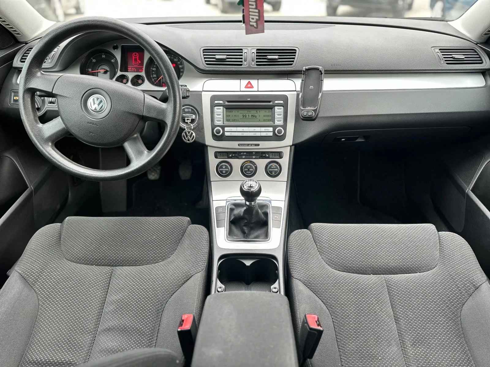 VW Passat  - изображение 7