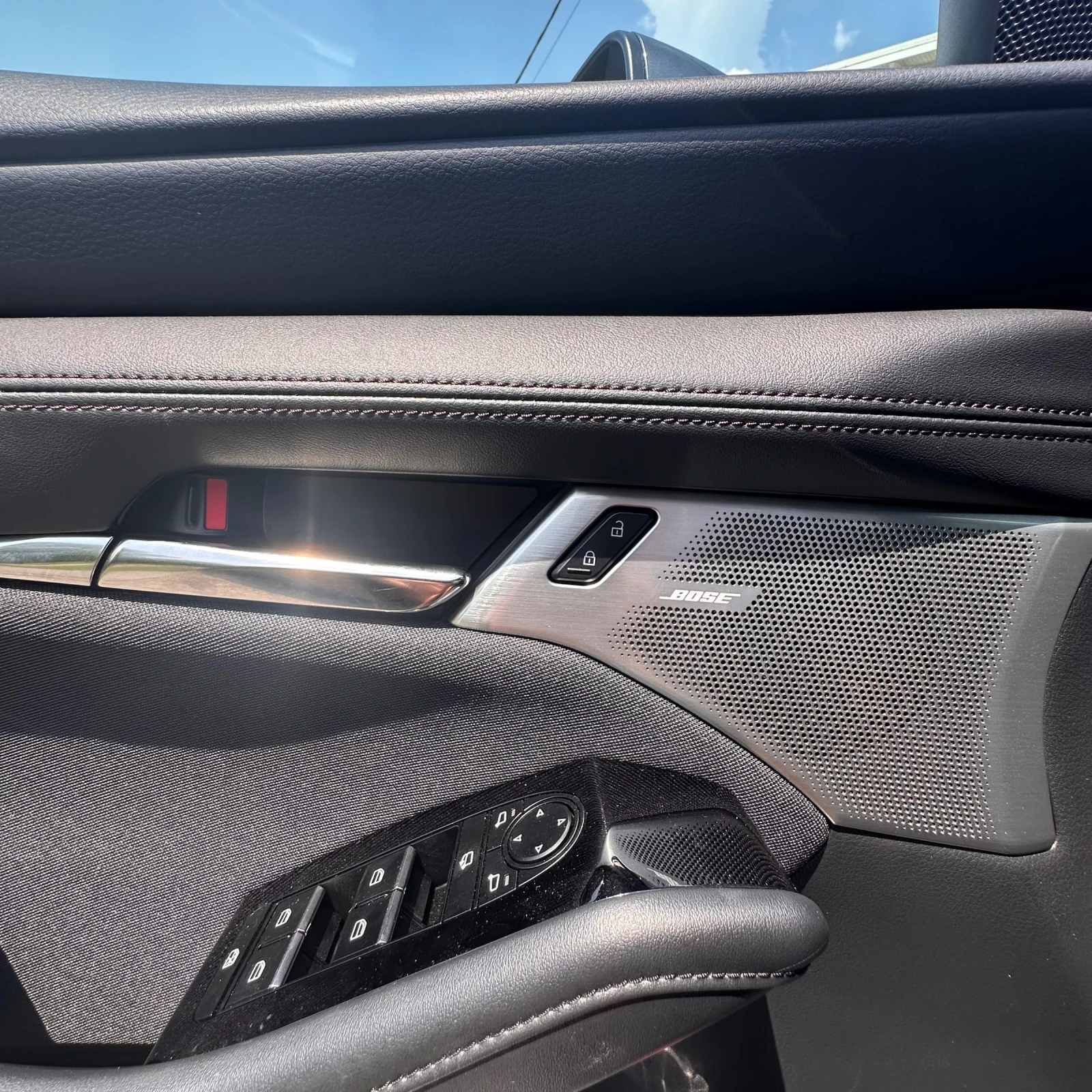 Mazda 3 E-SkyActiv X | Mobile.bg � ����������� 12