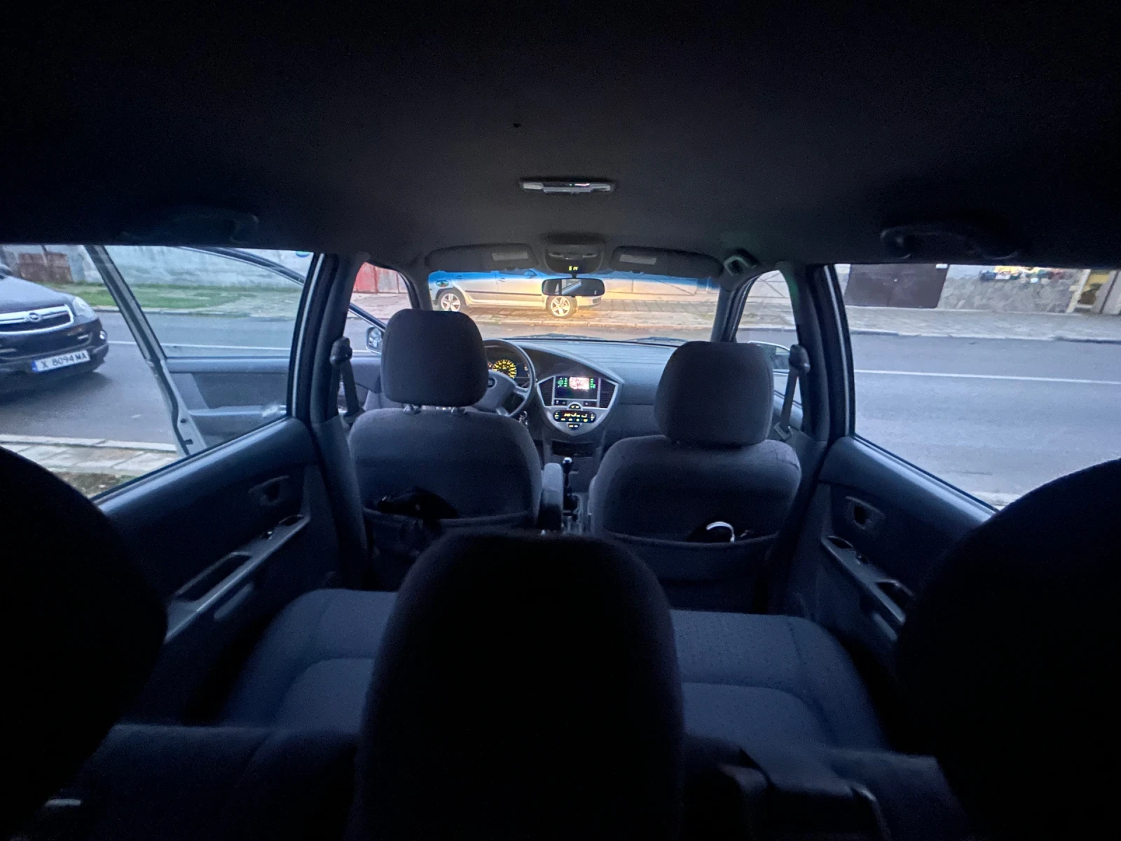 Kia Carens 1.6 | Mobile.bg   10