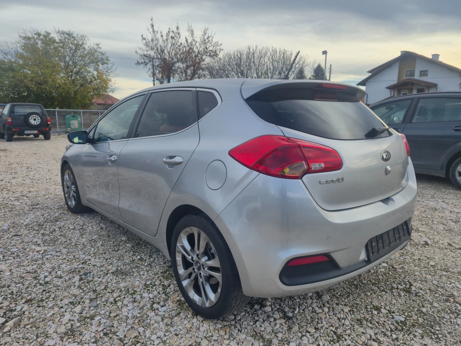 Kia Ceed 1.6 CRDi* 128.*     | Mobile.bg   6