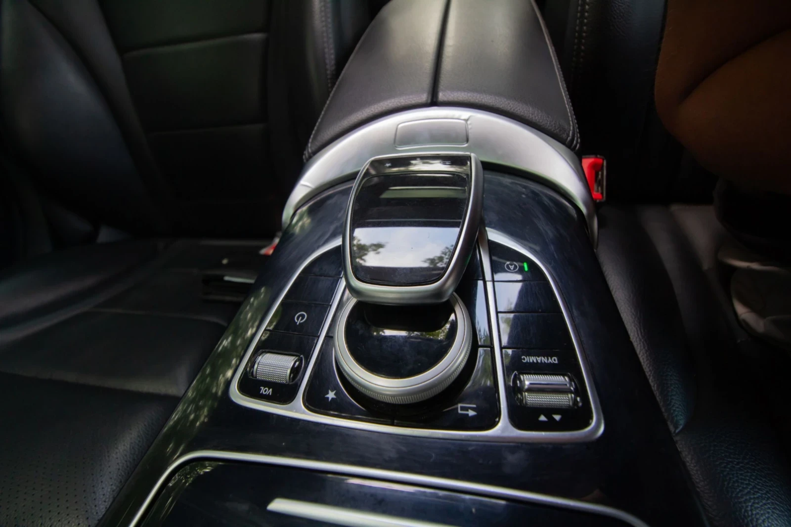 Mercedes-Benz C 300 C300, снимка 13 - Автомобили и джипове - 53775098