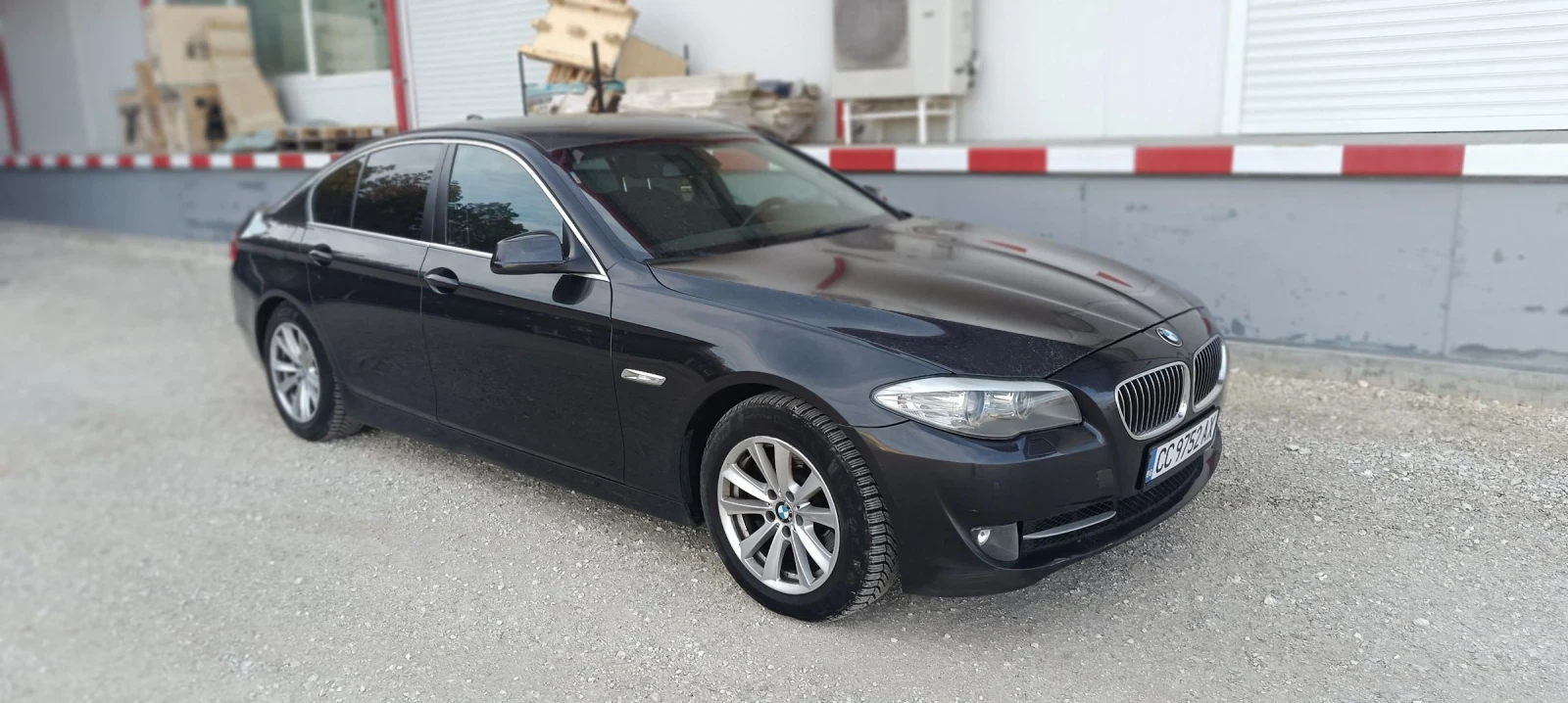BMW 520 2.0i 184 k.c. 2012 година , снимка 4 - Автомобили и джипове - 53734009