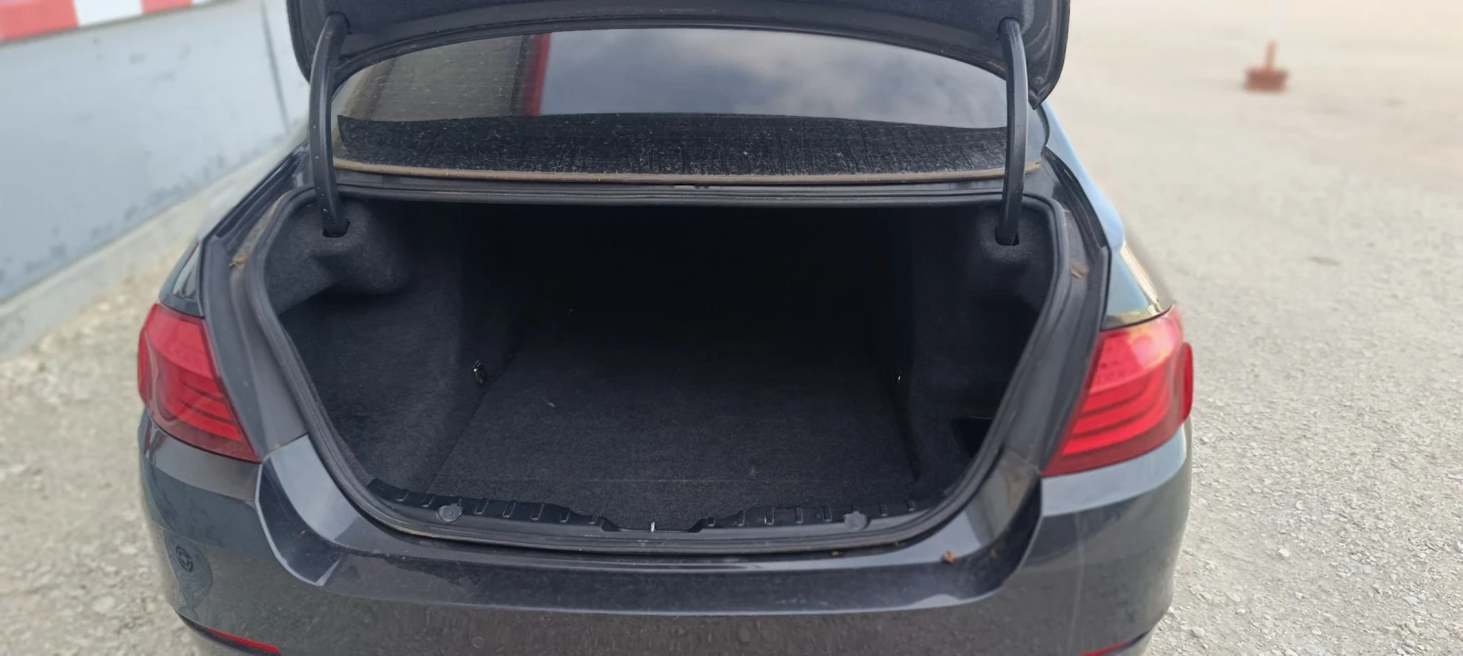 BMW 520 2.0i 184 k.c. 2012 година , снимка 10 - Автомобили и джипове - 53734009