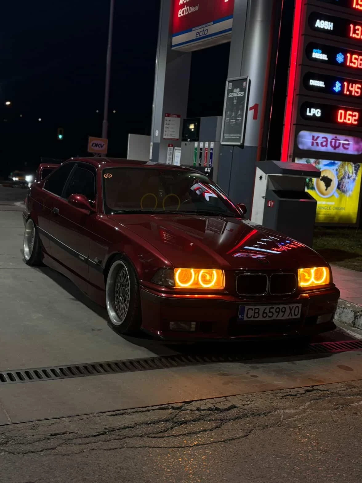 BMW 328 ДОПЪЛНИТЕЛНА ИНФОРМАЦИЯ Оригинален цвят Calypsorot