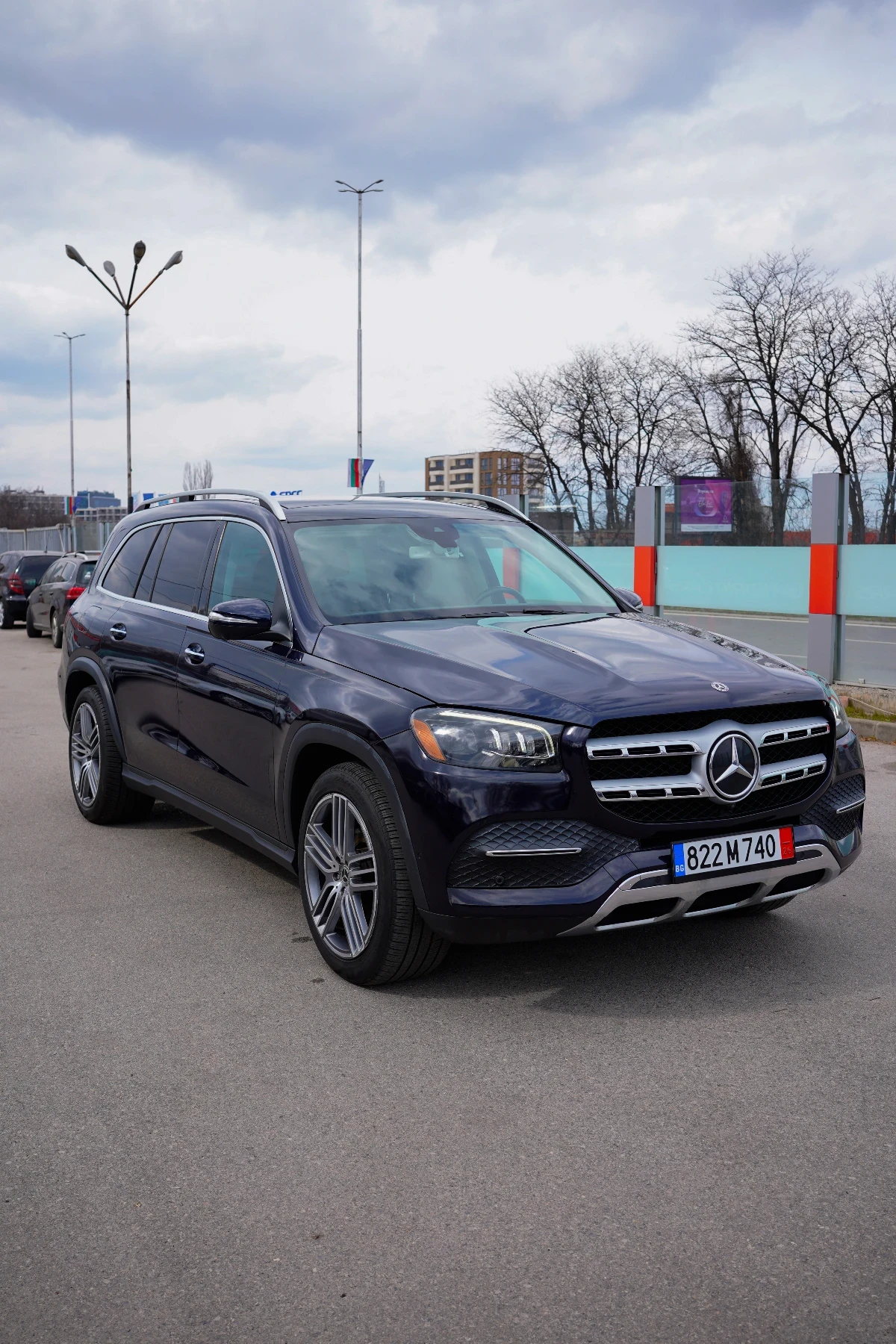 Mercedes-Benz GLS 450 360* Масаж * Обдухване* Pano* Burmester, снимка 3 - Автомобили и джипове - 53933838