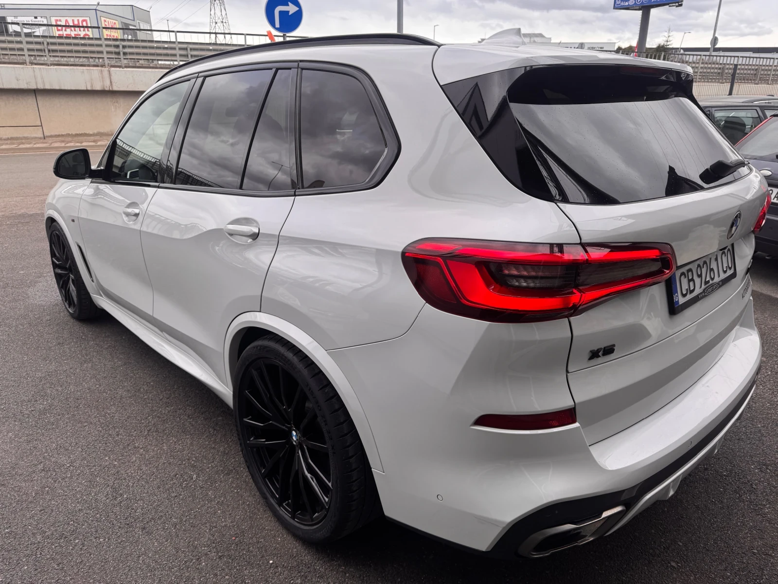 BMW X5M Laser 22 Панорама Обдухване, снимка 6 - Автомобили и джипове - 53934644