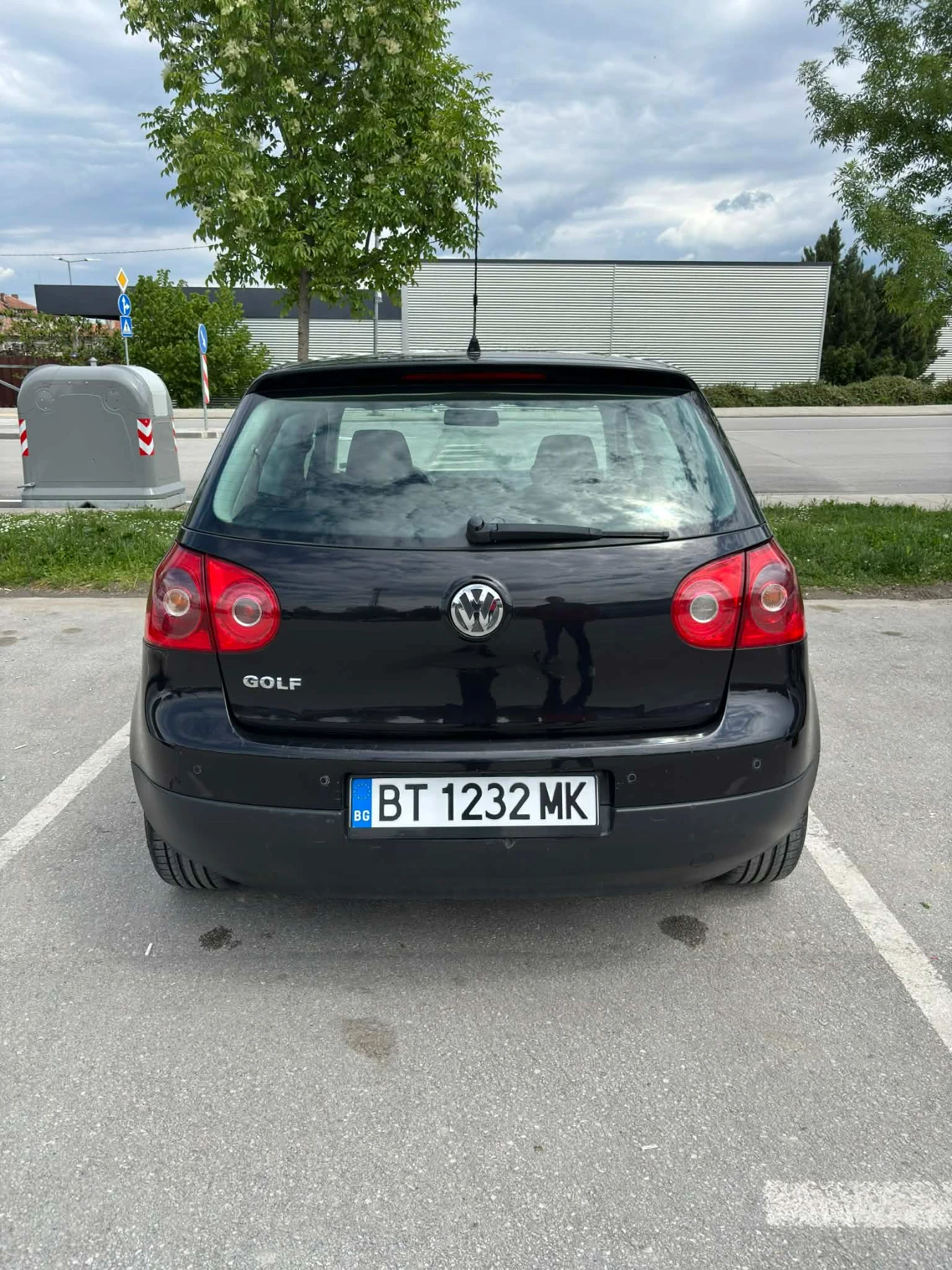 VW Golf 1.9 tdi, снимка 4 - Автомобили и джипове - 54389925