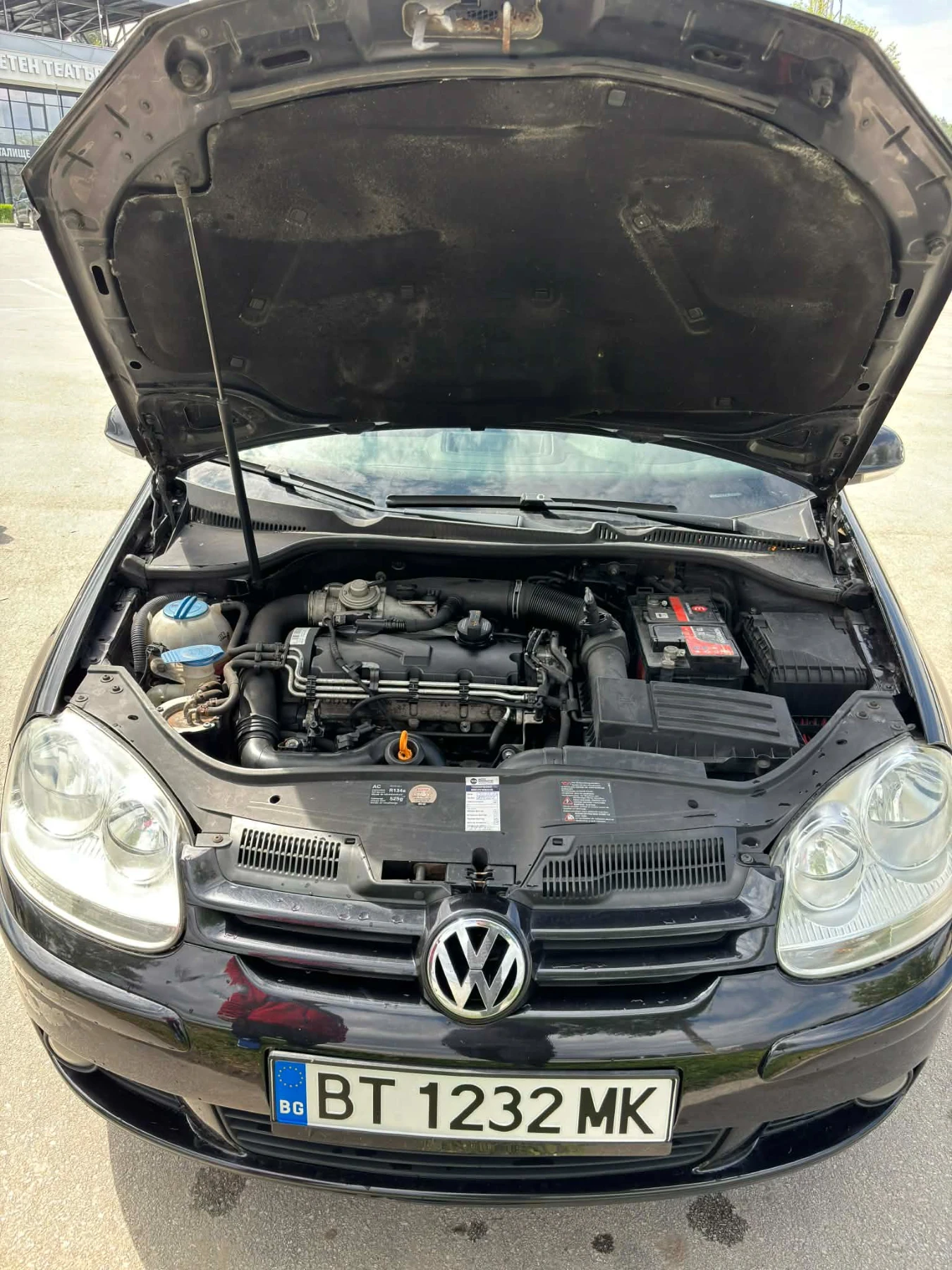 VW Golf 1.9 tdi, снимка 11 - Автомобили и джипове - 54389925