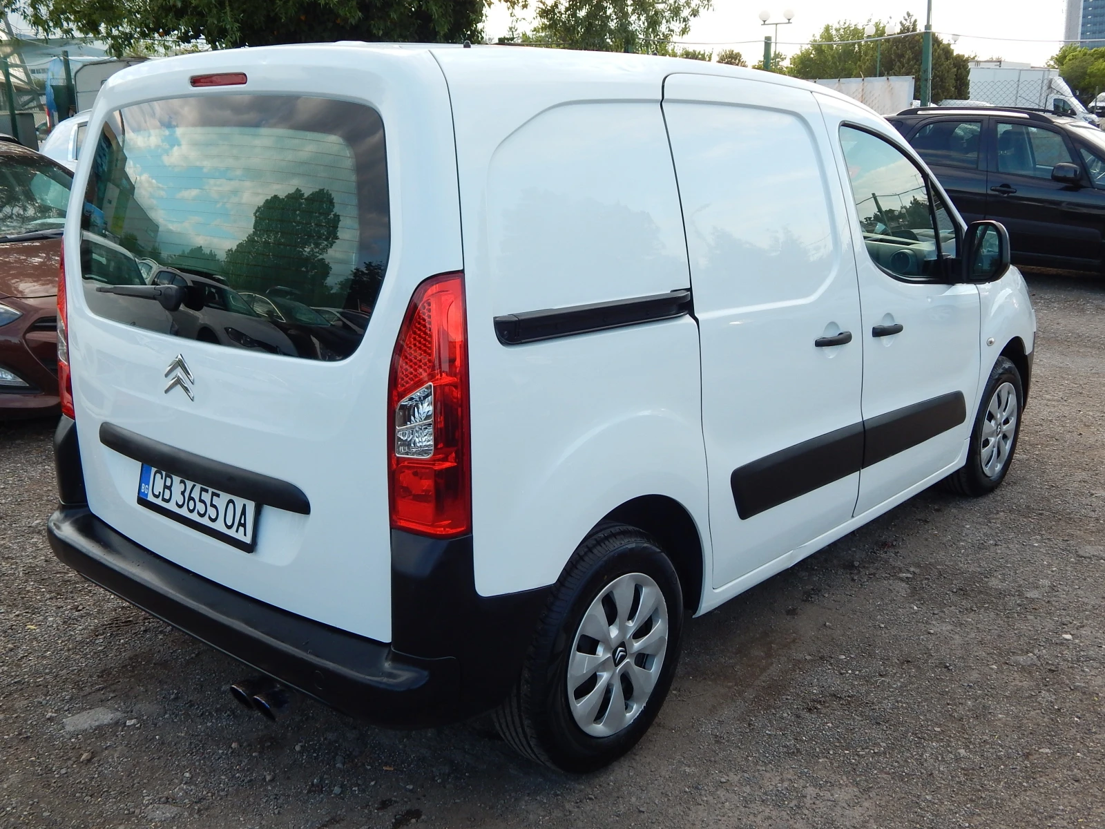 Citroen Berlingo 1.6HDI* , снимка 4 - Автомобили и джипове - 54547581
