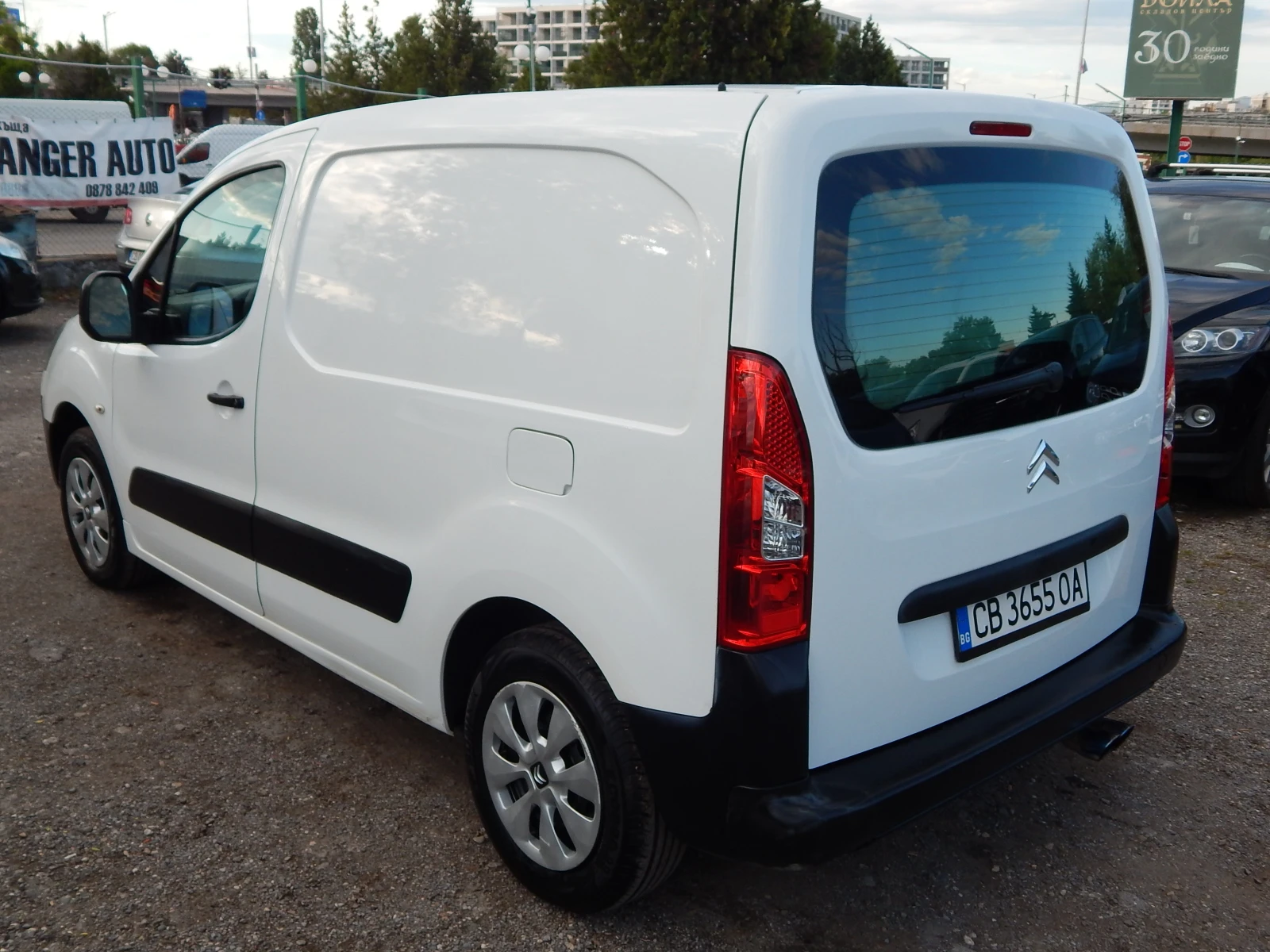 Citroen Berlingo 1.6HDI* , снимка 6 - Автомобили и джипове - 54547581