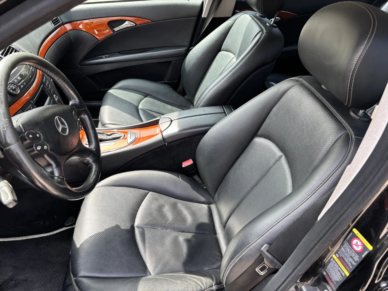 Mercedes-Benz E 280 Sport pack, снимка 9 - Автомобили и джипове - 54822487