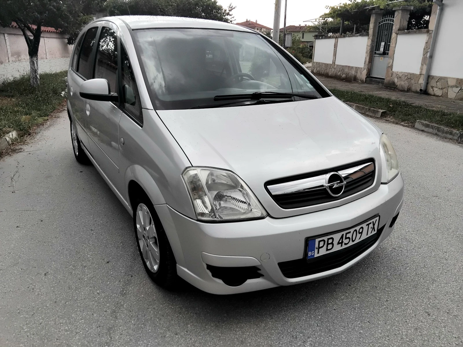 Opel Meriva 1.4i.80k + КЛИМА + ГАЗОВ ИНЖЕКЦИОН 2006г , снимка 6 - Автомобили и джипове - 55161173