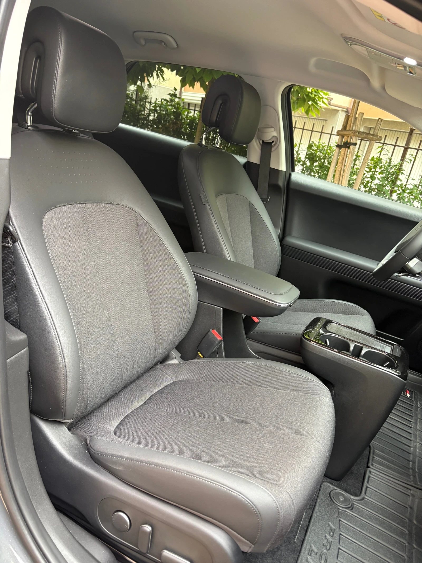 Hyundai Ioniq 5 Facelift 4x4 84kwh Лизинг, снимка 9 - Автомобили и джипове - 55251518