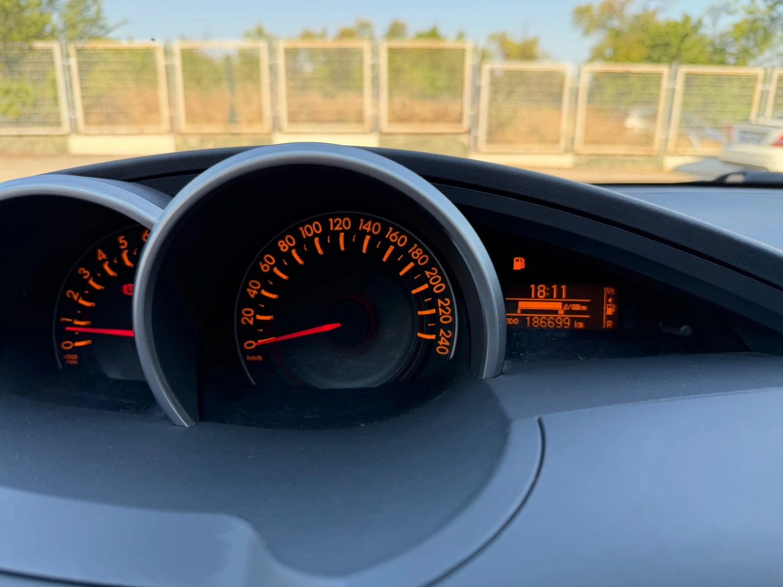 Toyota Verso 1.6i-���* * *  | Mobile.bg � ����������� 13