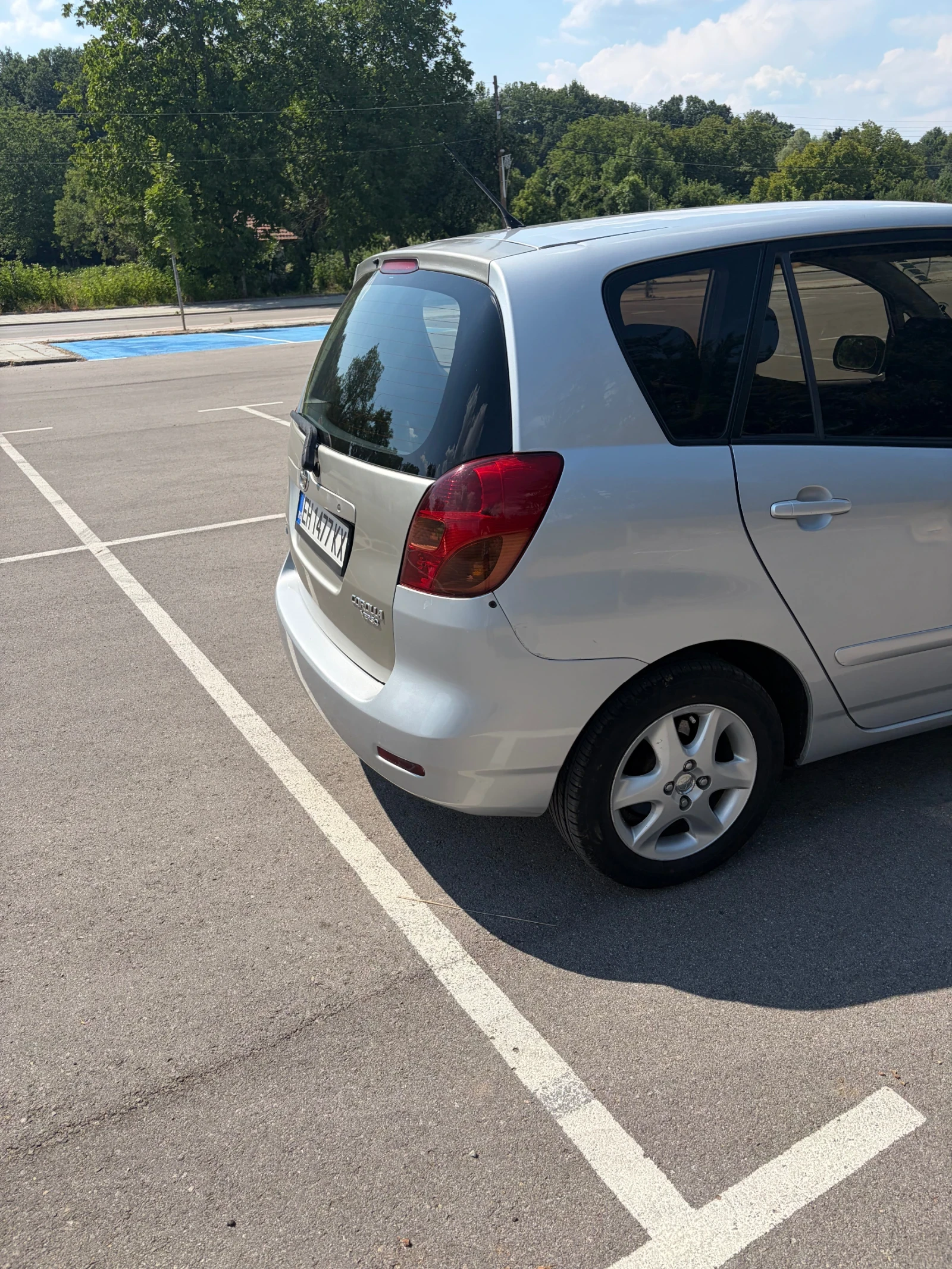 Toyota Corolla verso, снимка 5 - Автомобили и джипове - 55576966
