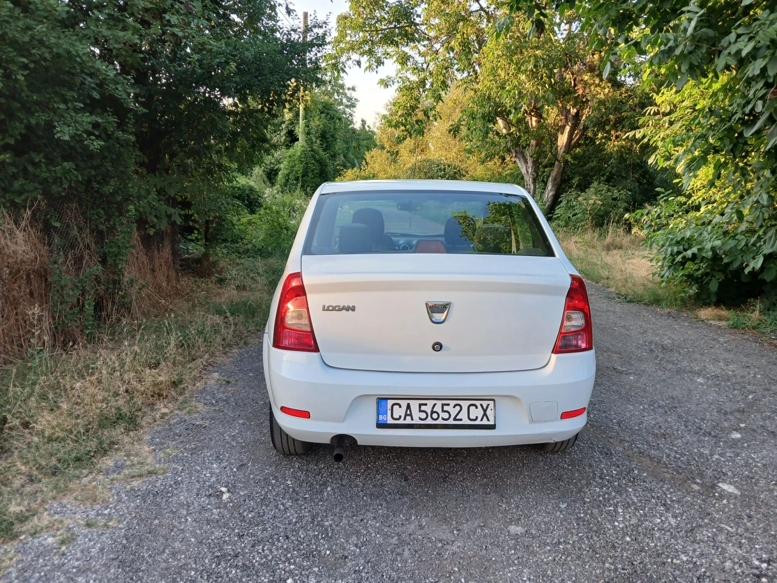 Dacia Logan, снимка 6 - Автомобили и джипове - 55667251