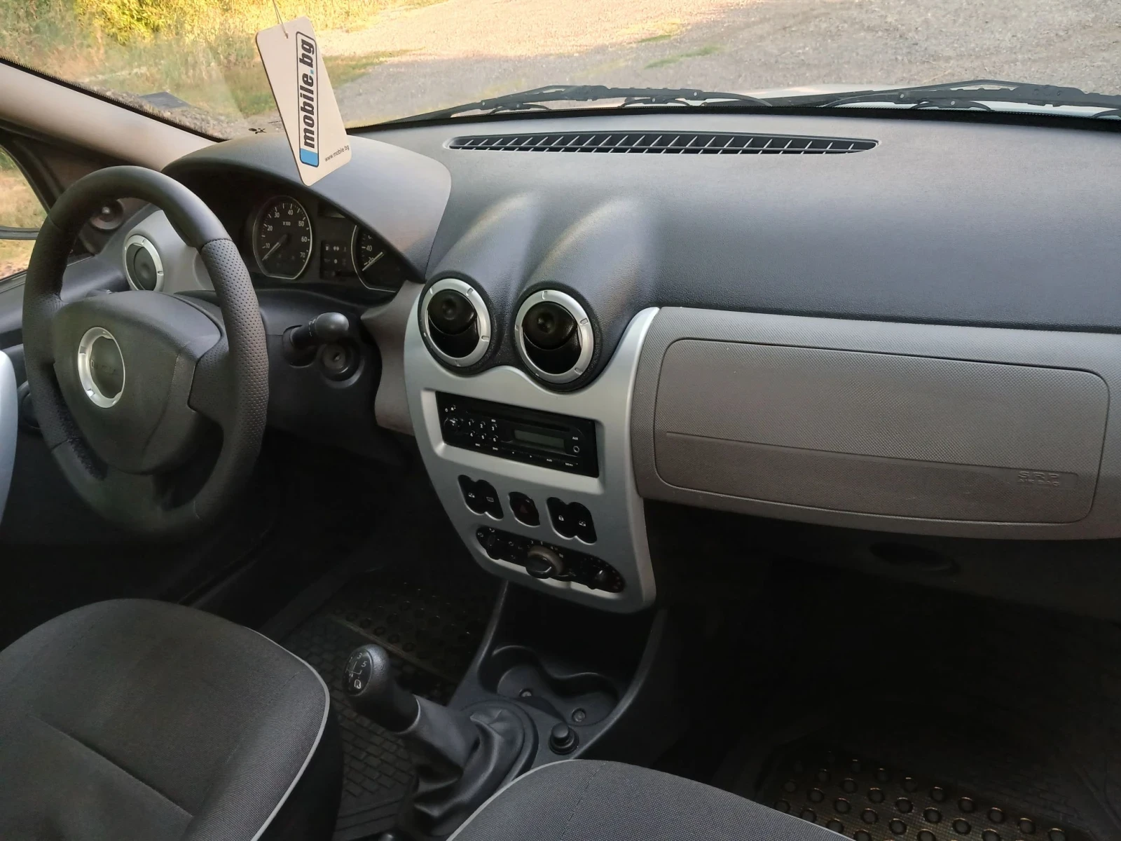Dacia Logan, снимка 12 - Автомобили и джипове - 55667251