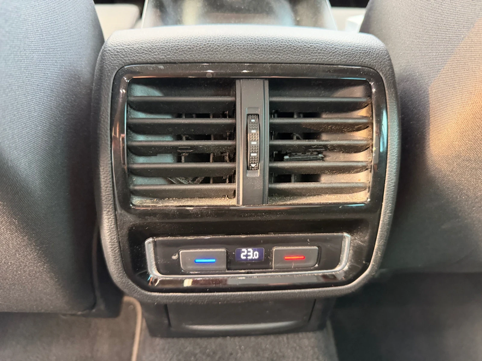 VW Passat 2.0tdi 150ps, снимка 9 - Автомобили и джипове - 56074592