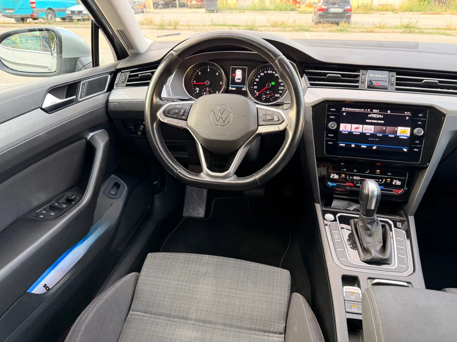 VW Passat 2.0tdi 150ps, снимка 10 - Автомобили и джипове - 56074592