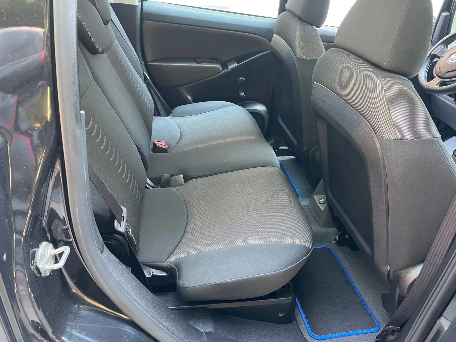 Fiat Idea 1.3 MultiJet 95кс, снимка 16 - Автомобили и джипове - 56202802