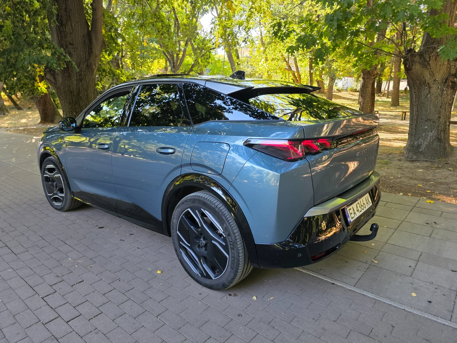 Peugeot 3008 Е3008 GT, снимка 4 - Автомобили и джипове - 56301104