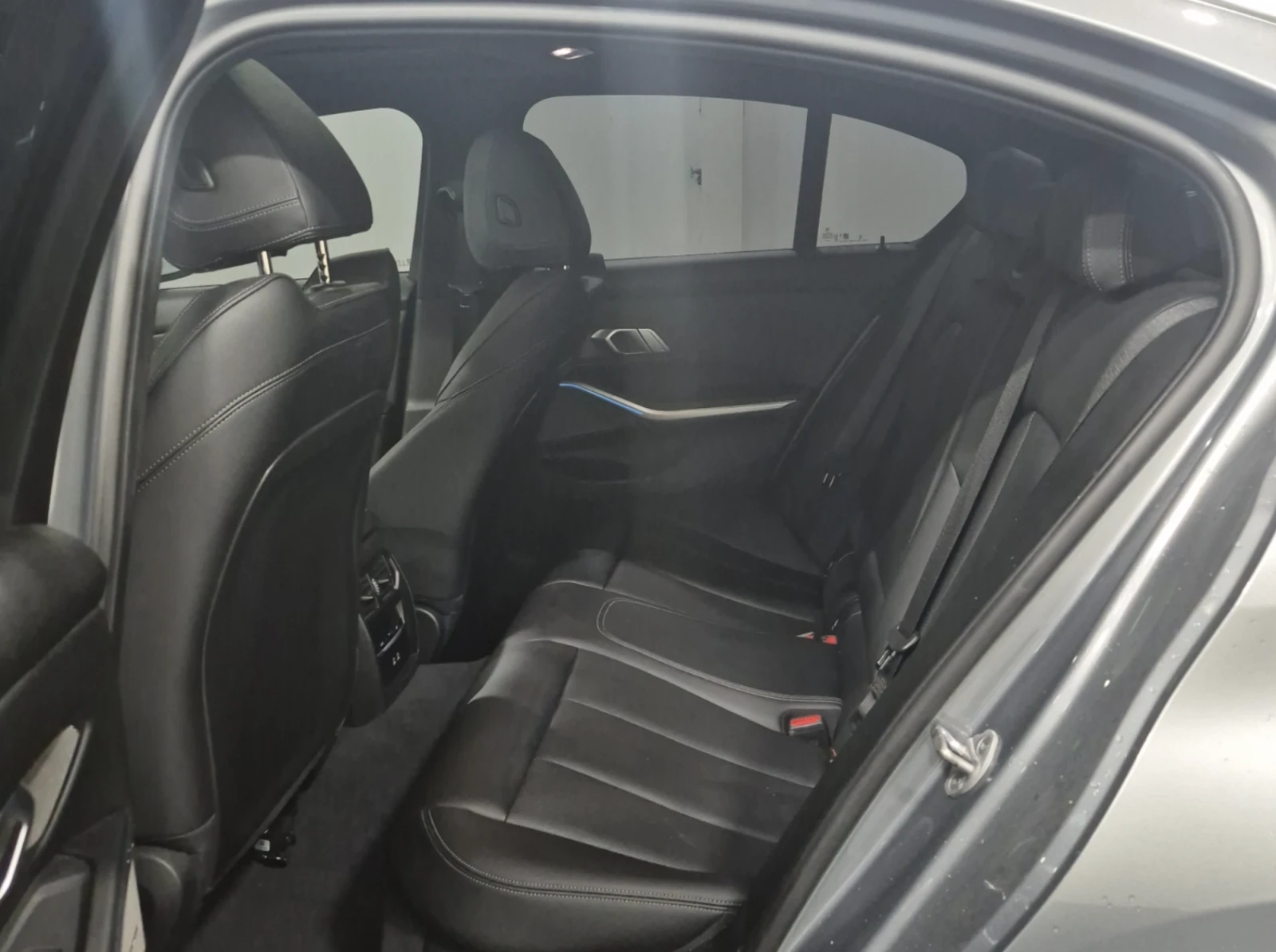 BMW 330 2025 BMW 330i Xdrive | Mobile.bg � ����������� 8