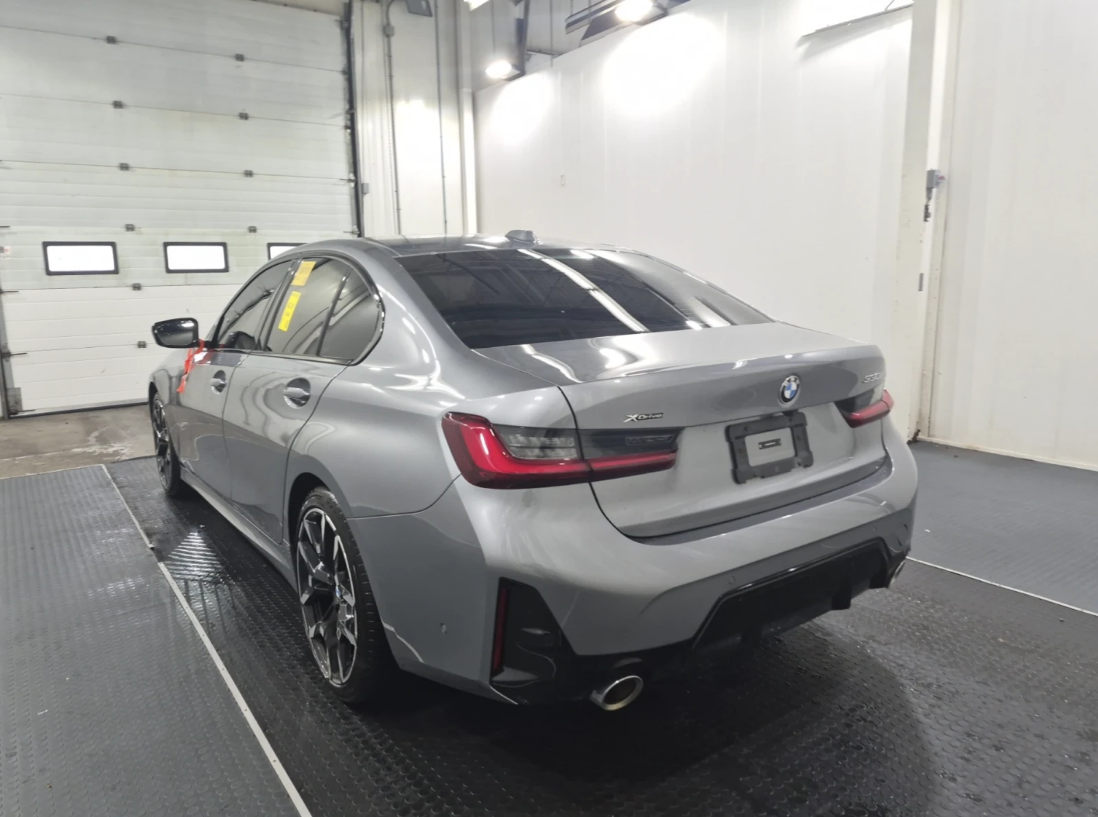 BMW 330 2025 BMW 330i Xdrive | Mobile.bg � ����������� 4