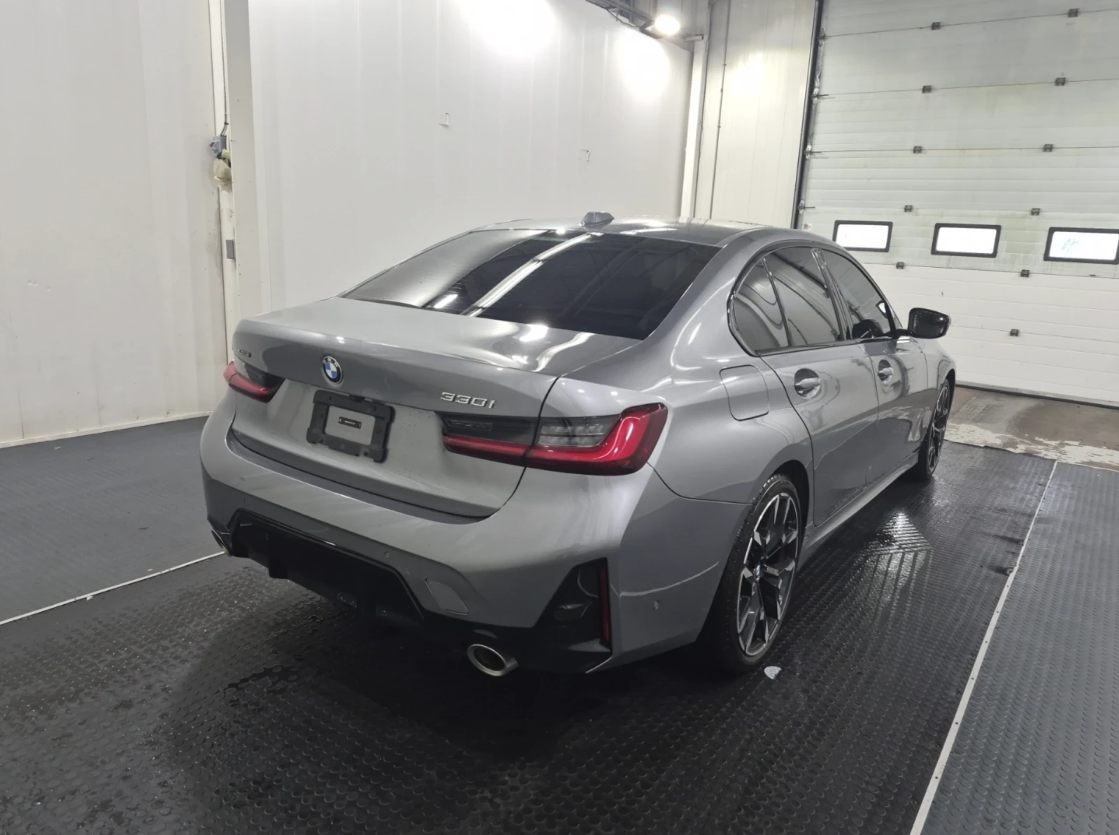BMW 330 2025 BMW 330i Xdrive | Mobile.bg � ����������� 3