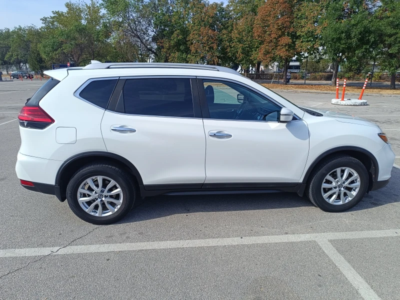 Nissan Rogue SV AWD, снимка 4 - Автомобили и джипове - 47118448