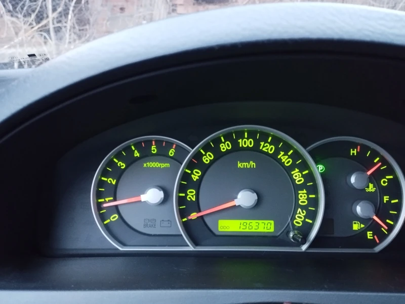 Kia Sorento, снимка 12 - Автомобили и джипове - 48364428