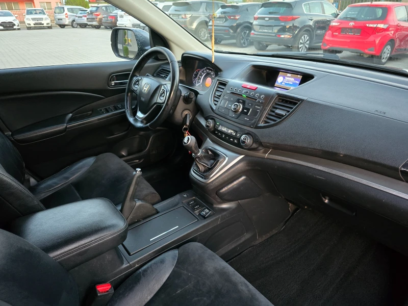 Honda Cr-v 2.2DTEC, 4x4, Кожа, Подгрев, Камера!, снимка 14 - Автомобили и джипове - 51093610