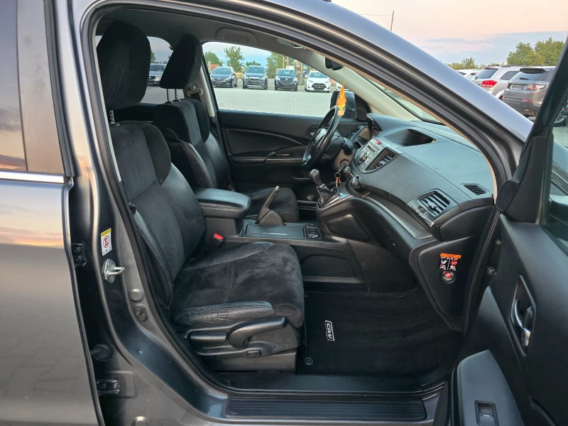 Honda Cr-v 2.2DTEC, 4x4, Кожа, Подгрев, Камера!, снимка 13 - Автомобили и джипове - 51093610