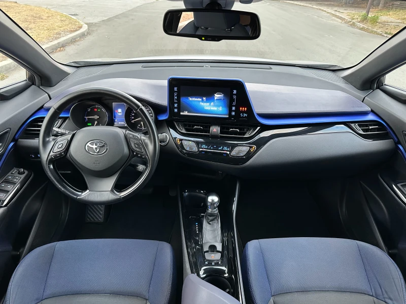 Toyota C-HR * В ГАРАНЦИЯ / ОБСУЖЕН* 1.8 HYBRID STYLE e-CVT, снимка 9 - Автомобили и джипове - 51934869