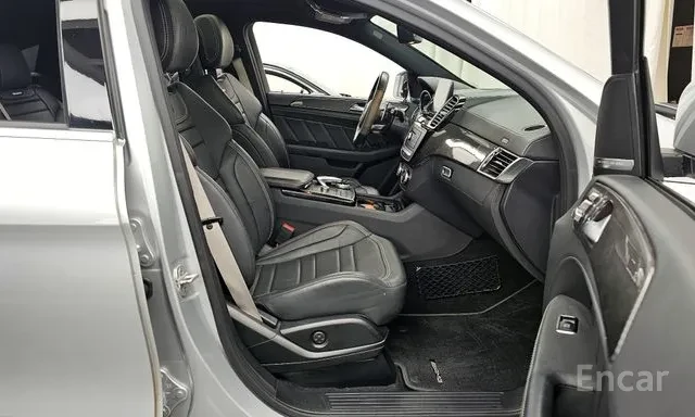 Mercedes-Benz GLE 63 S AMG 4 MATIC - изображение 10