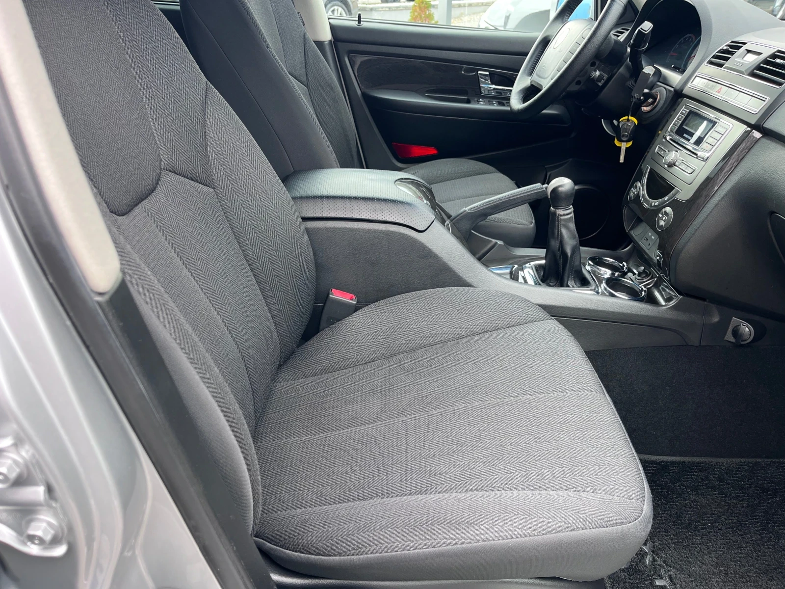 SsangYong Rexton Facelift 76.000km / 6+ 1 / 44 | Mobile.bg   13