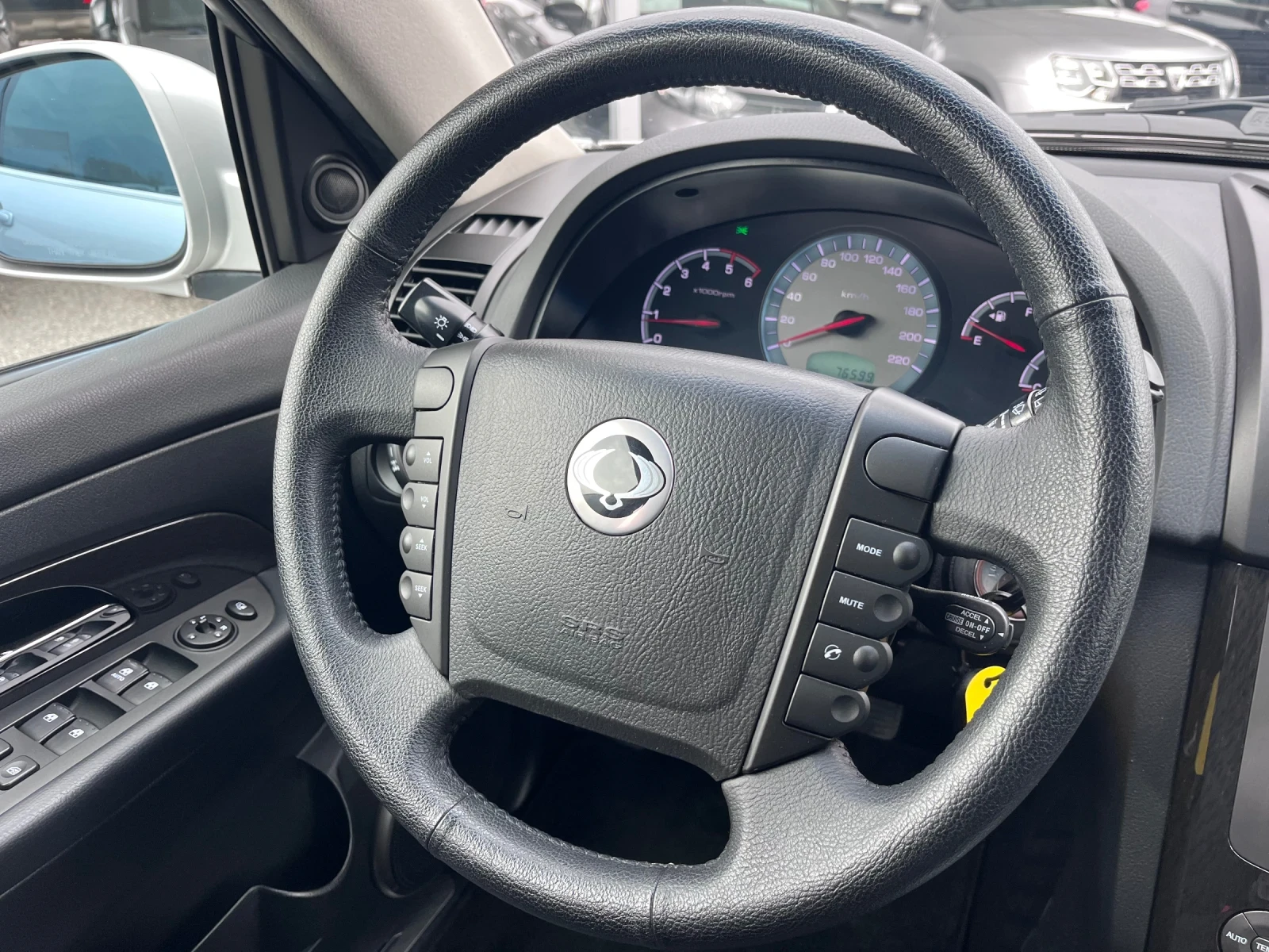 SsangYong Rexton Facelift 76.000km / 6+ 1 / 4х4 - изображение 9