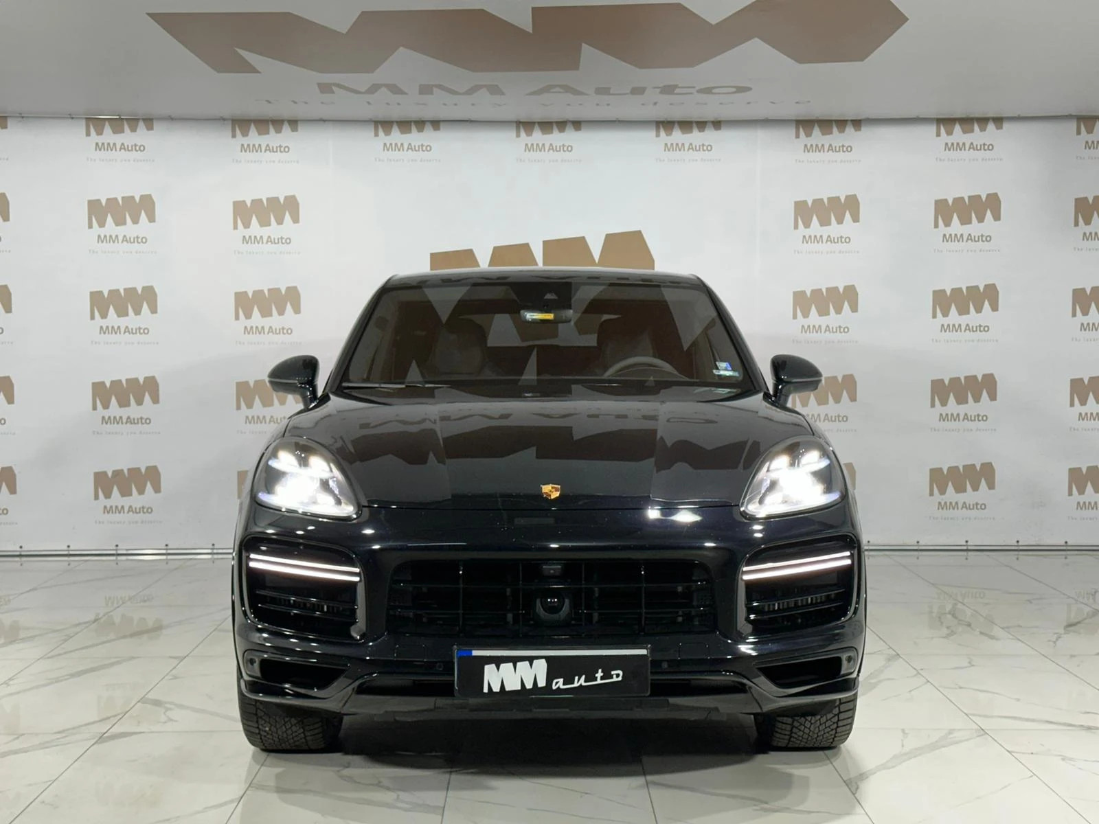 Porsche Cayenne Coupe Turbo Ceramic* Burm* HuD* Pano* Вентилация - изображение 4