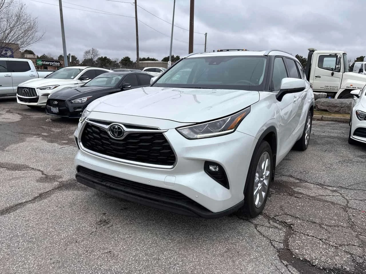 Toyota Highlander * AWD * КАМЕРА * ПОДГРЕВИ * ОБДУХВАНЕ * ПАМЕТ