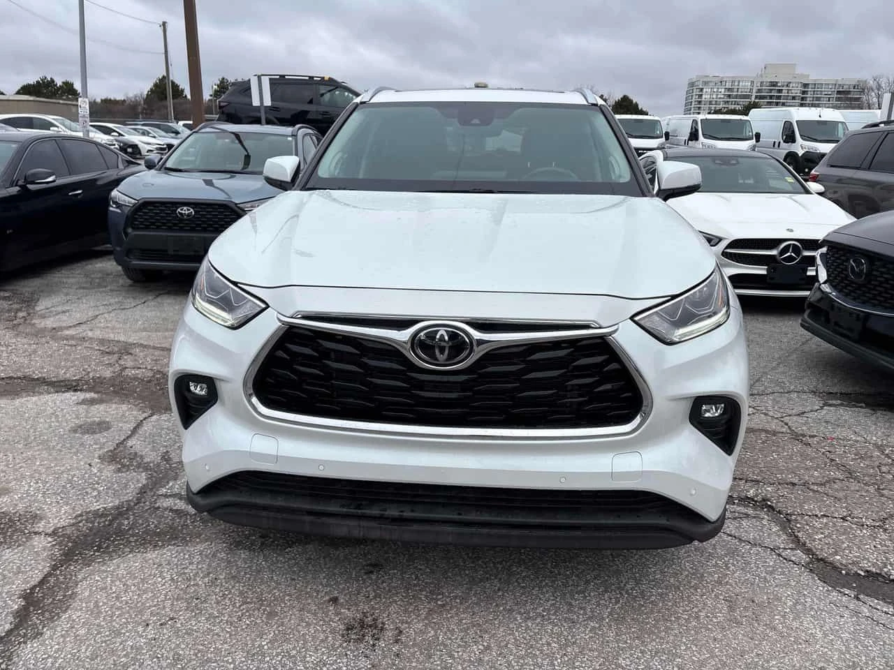 Toyota Highlander * AWD * КАМЕРА * ПОДГРЕВИ * ОБДУХВАНЕ * ПАМЕТ, снимка 6 - Автомобили и джипове - 54084687