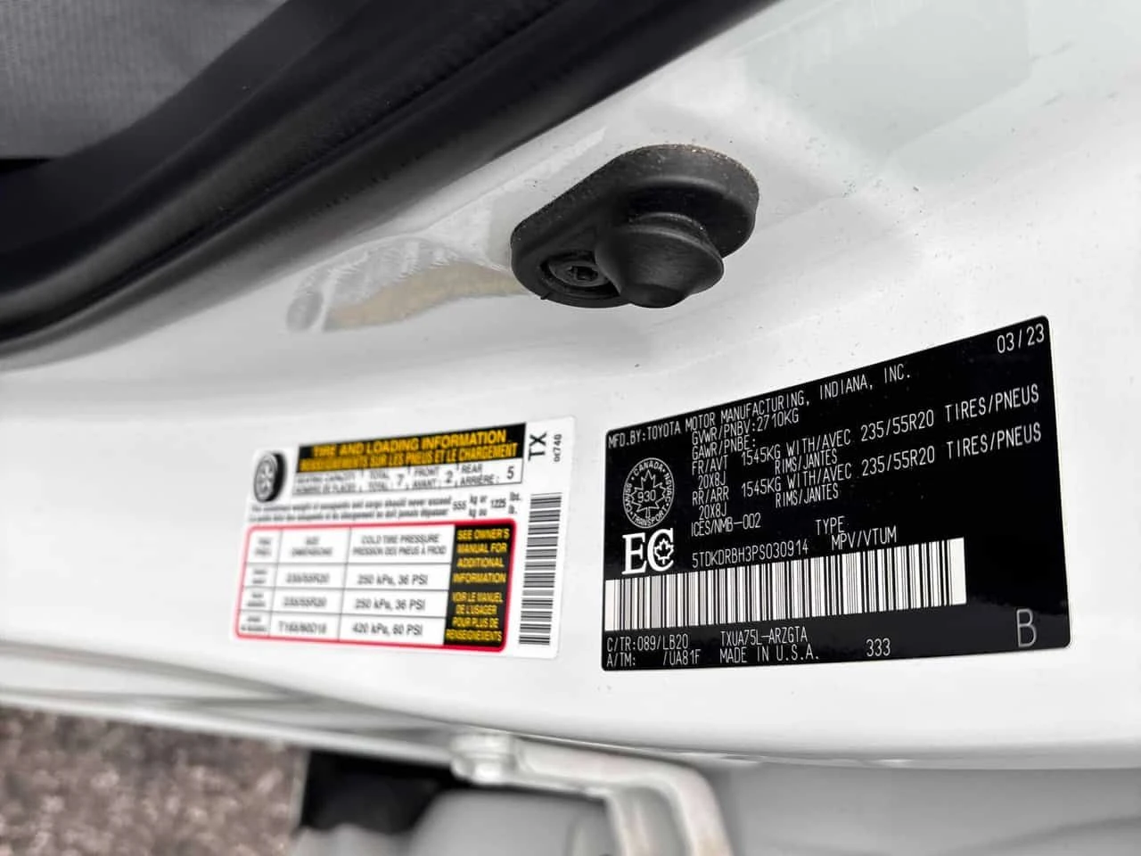 Toyota Highlander * AWD * КАМЕРА * ПОДГРЕВИ * ОБДУХВАНЕ * ПАМЕТ, снимка 10 - Автомобили и джипове - 54084687