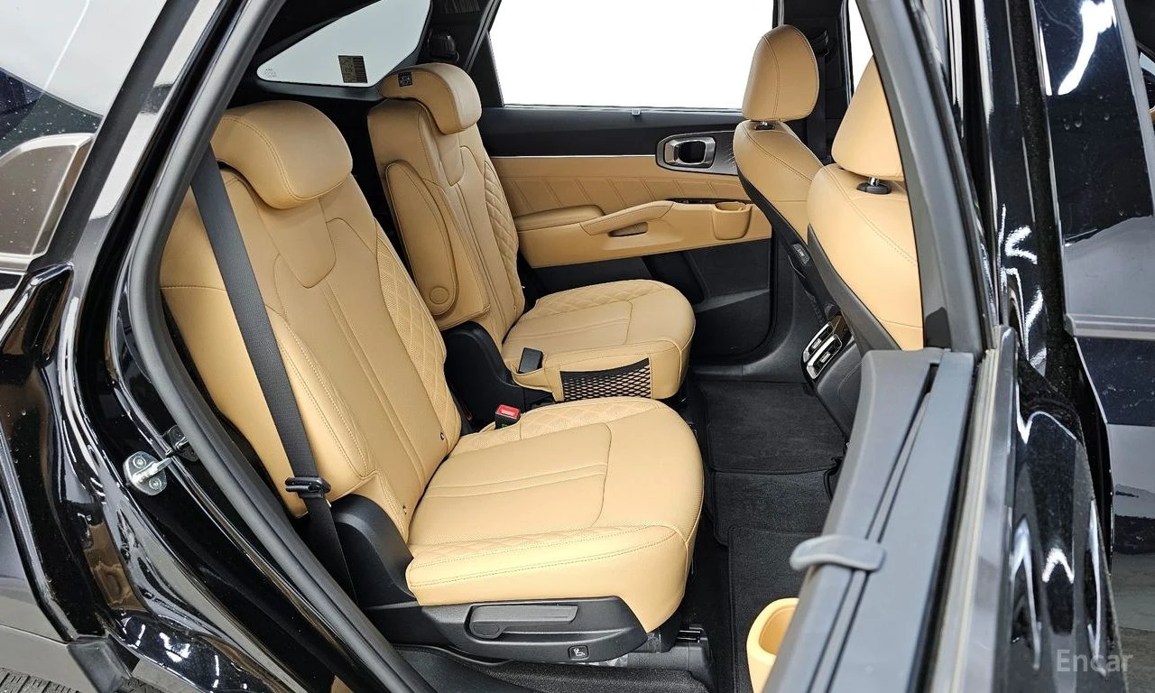 Kia Sorento GRAVITY* 1.6-HEV* AWD* 360CAMERA* , снимка 16 - Автомобили и джипове - 54416026