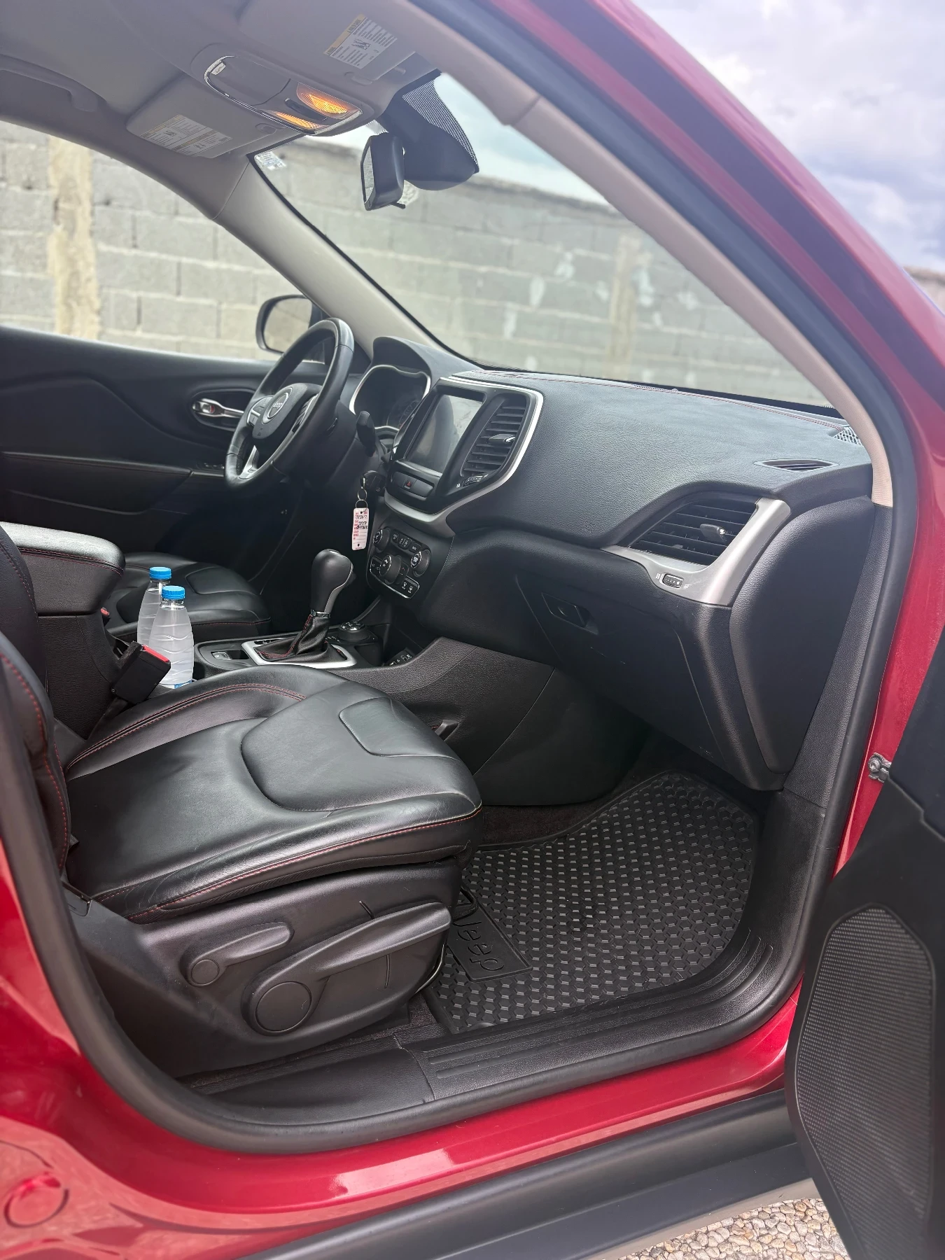 Jeep Cherokee 3.2 TRAILHAWK, снимка 10 - Автомобили и джипове - 54652790