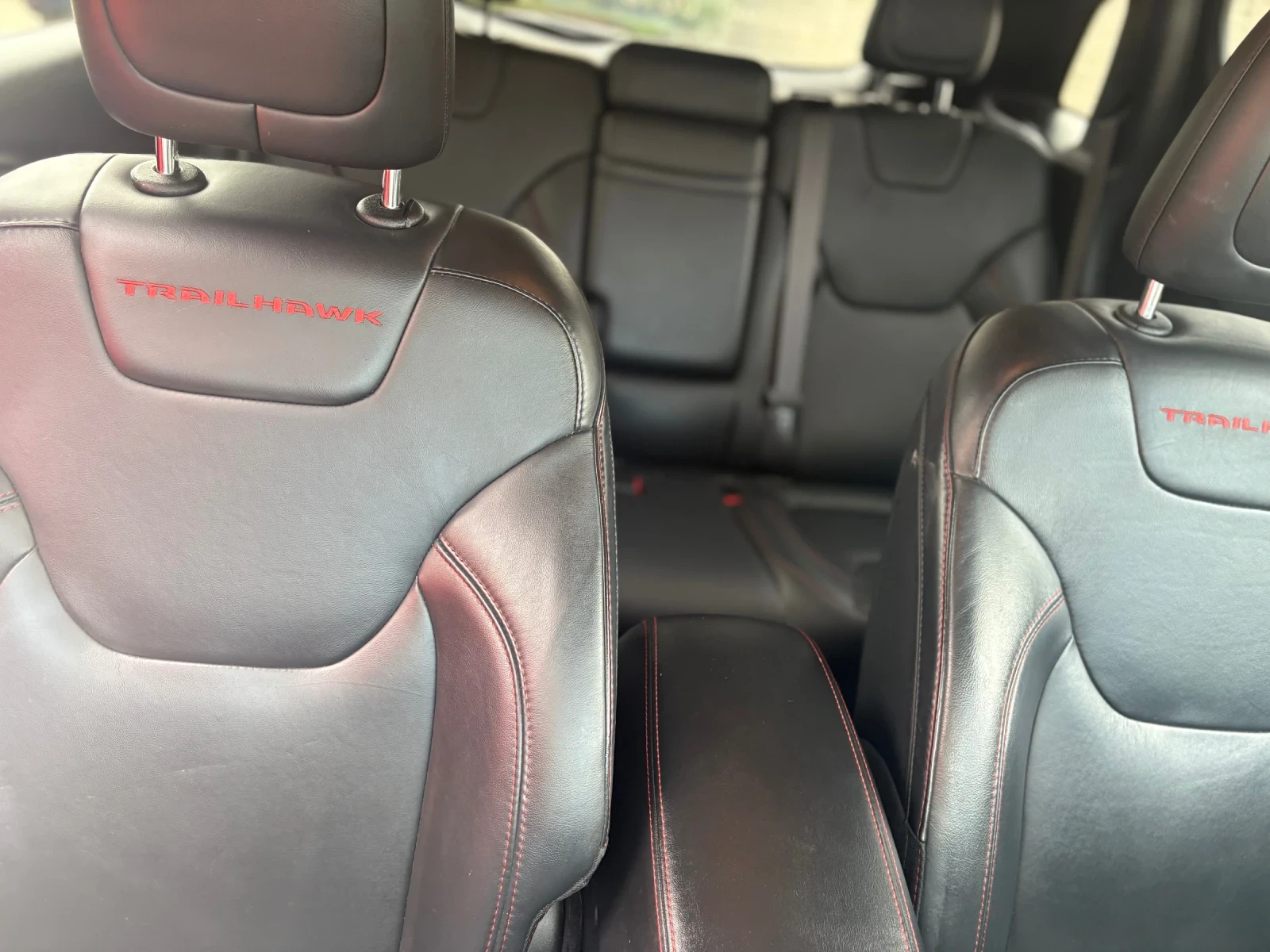 Jeep Cherokee 3.2 TRAILHAWK, снимка 13 - Автомобили и джипове - 54652790