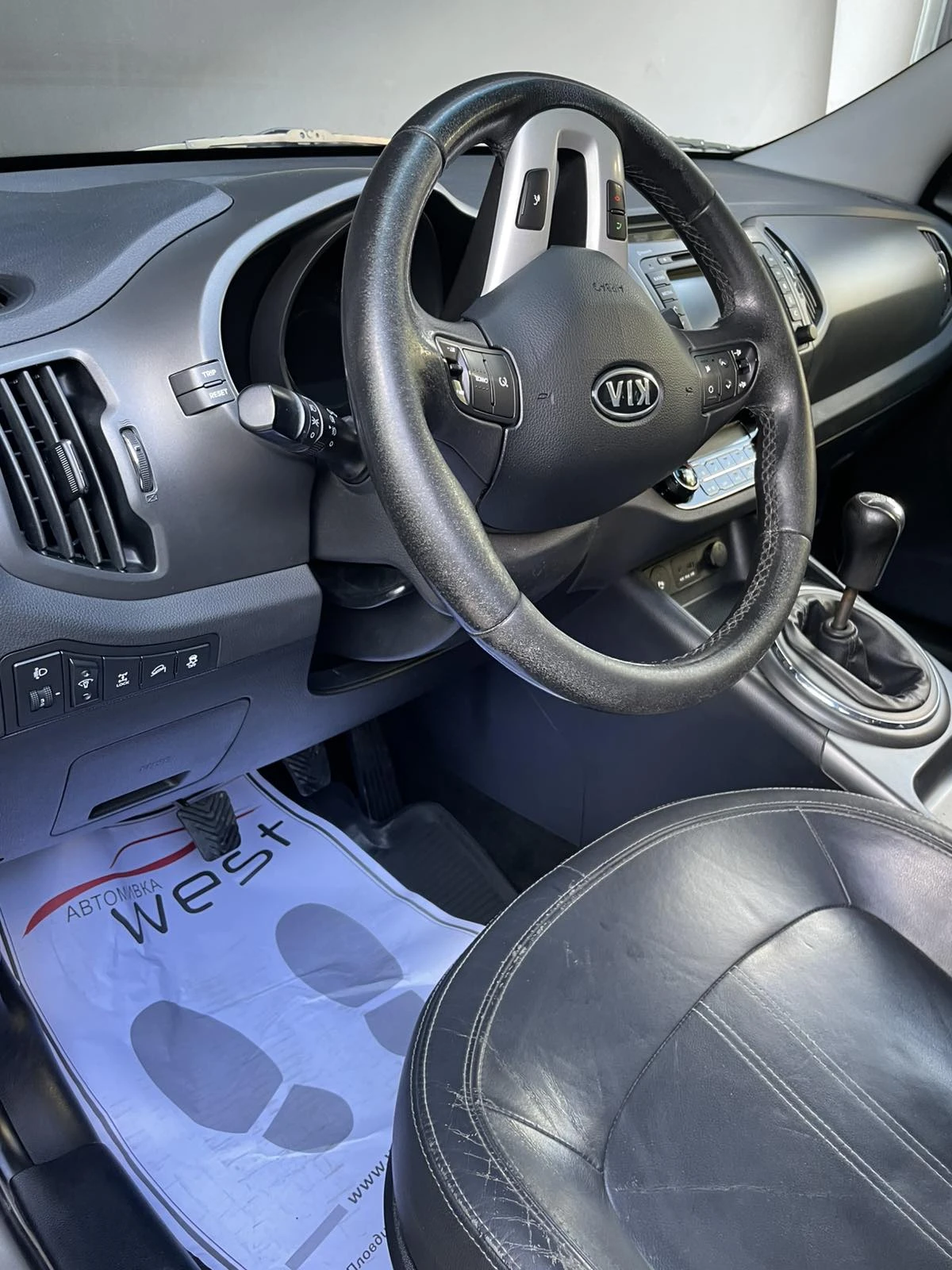 Kia Sportage III (2010-2013), снимка 16 - Автомобили и джипове - 54702493