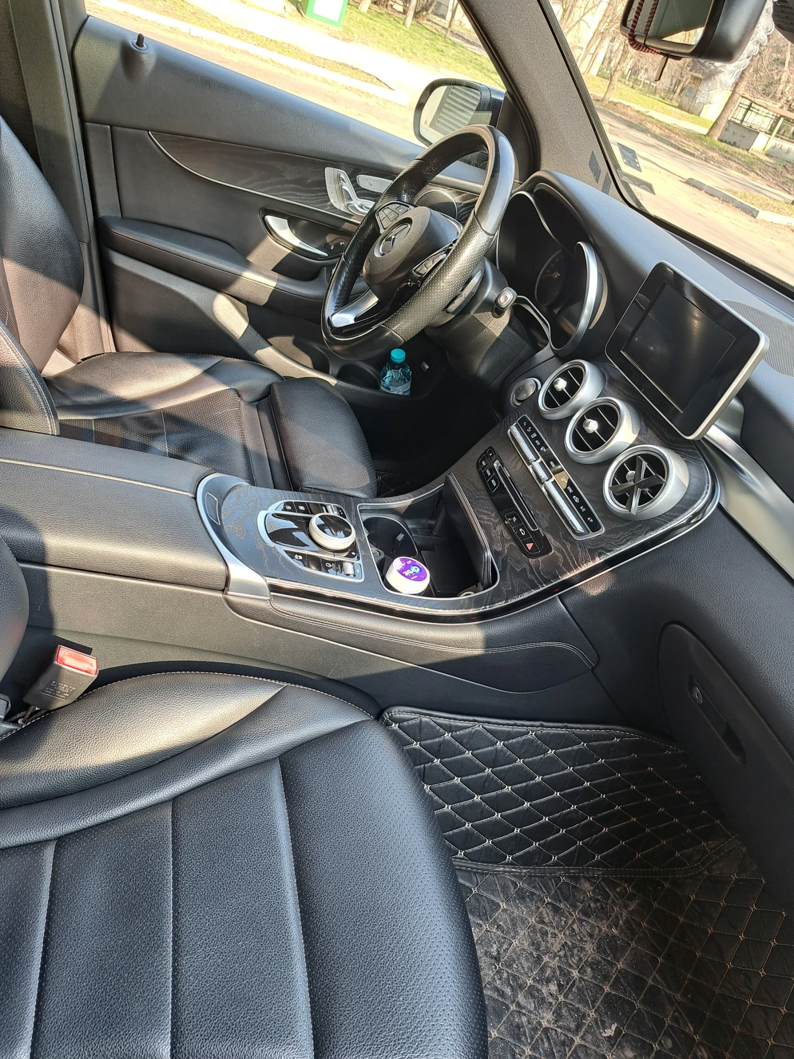 Mercedes-Benz GLC 300, снимка 8 - Автомобили и джипове - 54718044
